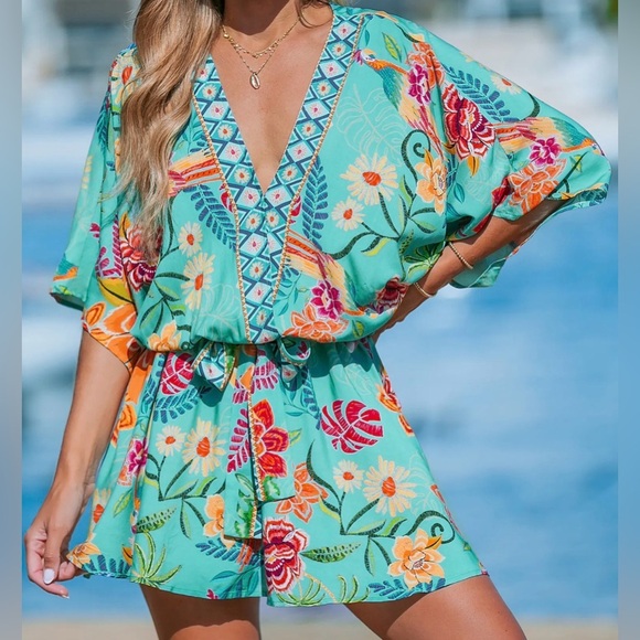 Cupshe Tropical Dolman Sleeve Casual Mini Dress - Picture 1 of 9